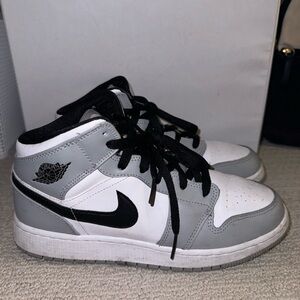 Jordan 1s Size 6Y
